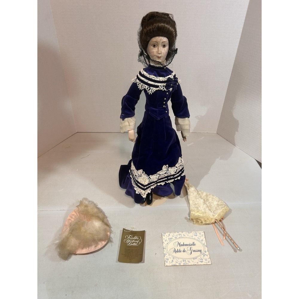 Vtg Franklin Heirloom ADELE DE GRASSAY Museum of Fashion Costume Paris Doll Read